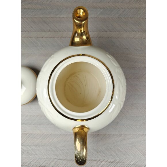 Vintage White Ceramic Teapot Hand Decorated 22K Gold Teapot Continental Kilns - Picture 8 of 8